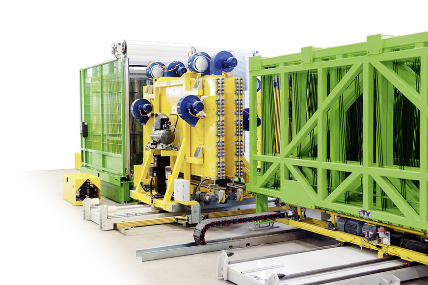 Die Einbindung eines Sortiersystems mit Fächerwagenstationen erlaubt die Glasbereitstellung in der benötigten Reihenfolge und Zusammenstellung nachgelagerter Prozesse. Erfolgt der Transport per AGV ist die Materialbereitstellung zeitlich abgestimmt und prozessoptimiert.Verwertbare Rest- und Sonderscheiben werden im vertikalen ReMaster so lange bereitgehalten, bis Sie für den weiteren Zuschnitt verschnittoptimiert eingesetzt werden können.