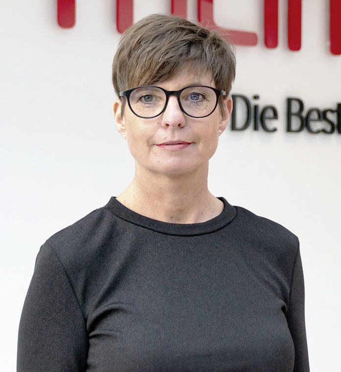 In zwölf Monaten bilden wir unsere Trainees sehr praxisnah zu spezialisierten Fachkräften oder zu Experten in einem Aufgabengebiet aus“, erklärt Personalleiterin Heike Reinermann.