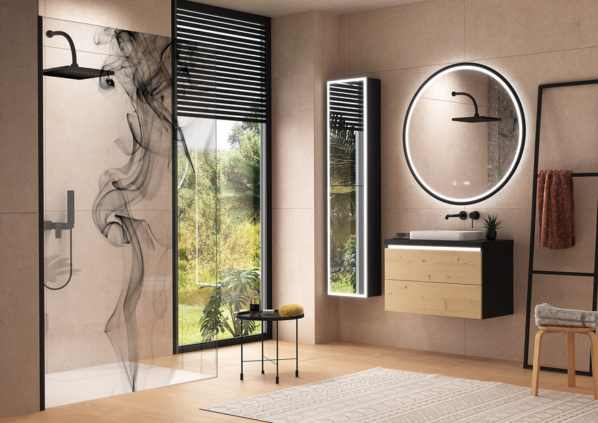 Die Ares GmbH richtet sich mit ihrem Online-Shop, wo man Spiegel und Badmöbel selbst konfigurieren kann, direkt auch an Endverbraucher.
