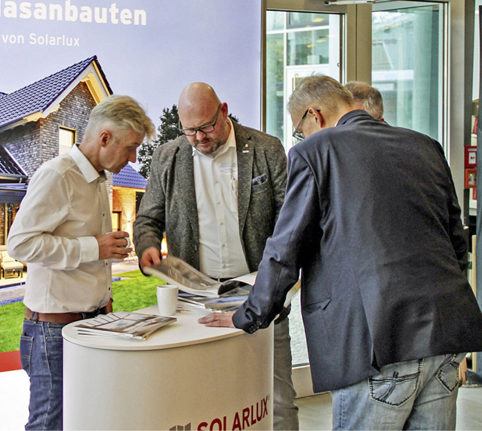 Wird auch dieses Mal die Wintergartentage begleiten: Eine Foyer­ausstellung, auf der ­Firmen der Branche ihre ­Produkte und Lösungen präsentieren.