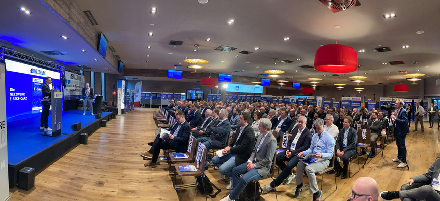 Zahlreiche Gäste aus ganz Deutschland, Österreich und der Schweiz folgten der Einladung zum Partnertag in die Bundesliga-Arena des FC Heidenheims.