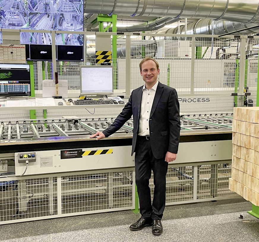 Geschäftsführer Florian Kneer: „Das moderne CNC-Bearbeitungszentrum mit einer beeindruckenden Produktionsleistung am Standort Westerheim ermöglicht uns eine bislang unerreichte Produktqualität mit kurzen Lieferfristen.“