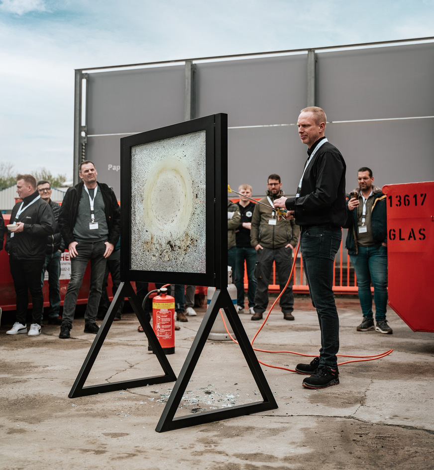 Brandschutztest bei der Live-Demonstration