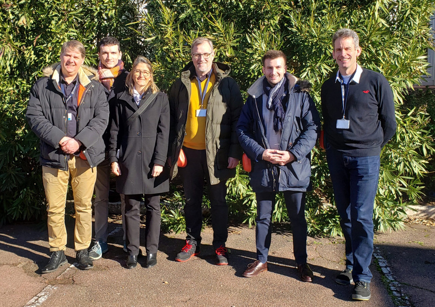 Das Projekt-Team (v.l.): Richard Baudouin (Meraxis), Alexandre Thillou (Kem One), Karine Paillot (Kem One), Peter Voth (Rehau), Mickael Laurent (Kem One), Martin Sonntag (Rehau).