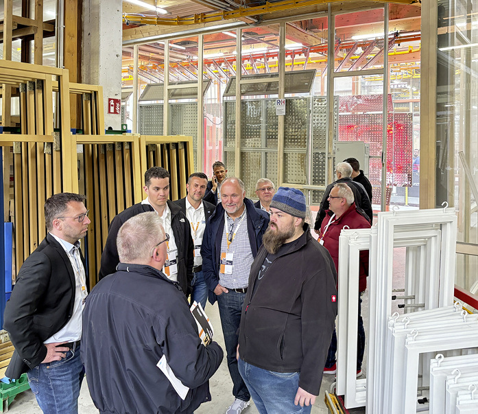 Die Kongressteilnehmer hatten die Gelegenheit, sich die Produktion bei Müller in Essen genau anzuschauen.