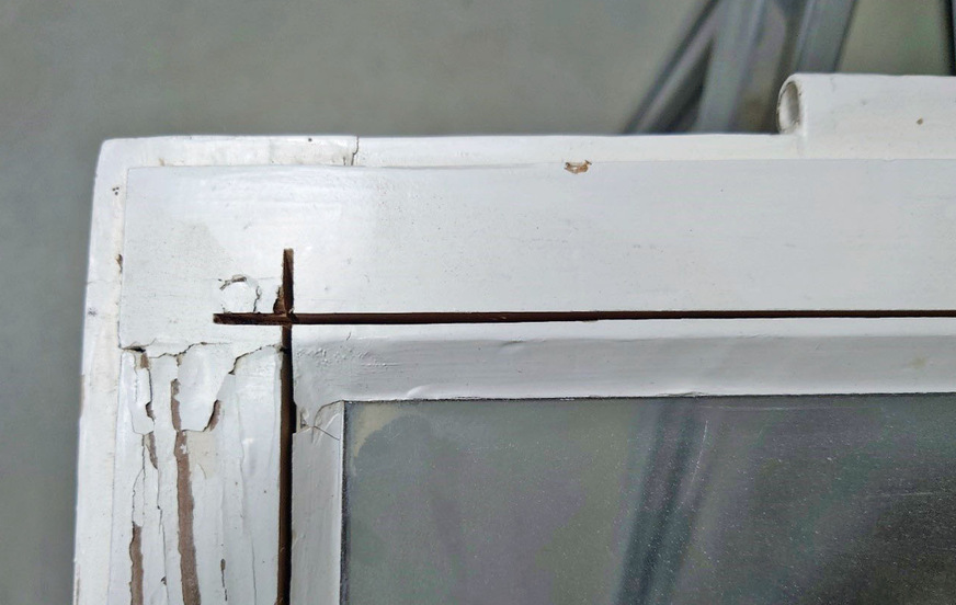 Abb. 3: Ecken-Schnittfuge nach dem Ausglasungsprozess mit Überschnitten