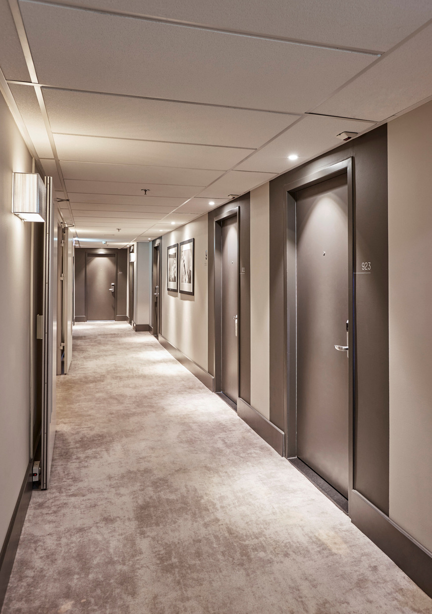 Hier ein Blick in der Flur des Hotels