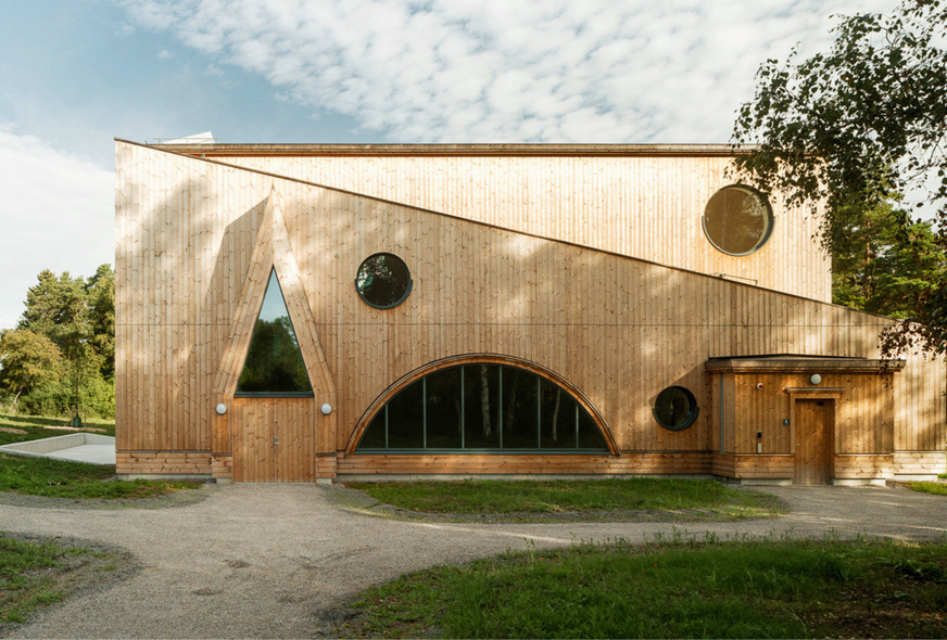 Damit werden Architektenträume umsetzbar: Nur mit ConverLight lassen sich die unterschiedlichsten geometrischen Glasformen bei schaltbaren Gläsern umsetzen.