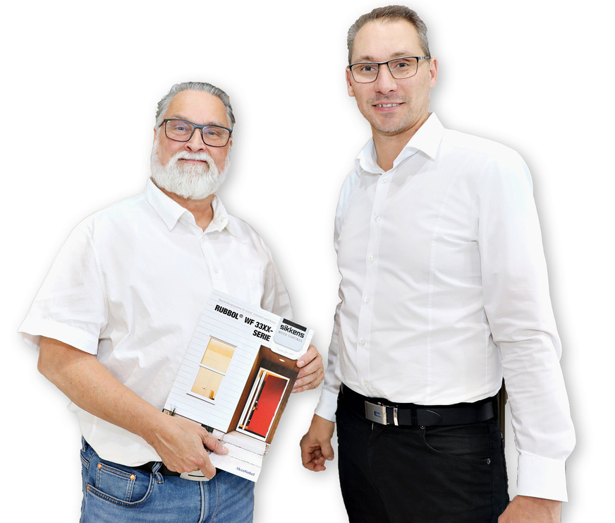 Bernd A. Bünger, Sikkens Wood Coatings Fachberater von AkzoNobel und Andy Mrowiec