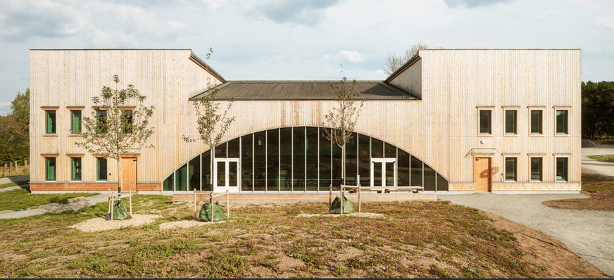Mit den elektrochromen Folien lassen sich auch schaltbare Modellgläser in allen Formen fertigen.
