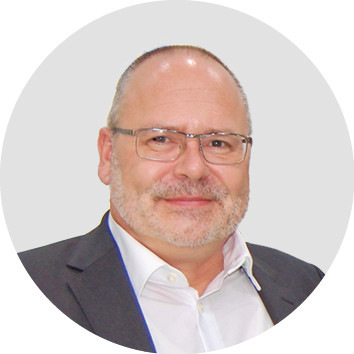 Dr. ­Thomas ­Rainer 