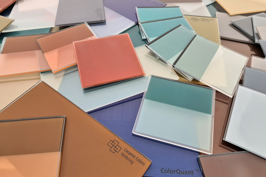 Die ColorQuant solar technology eröffnet Architekten, Designern sowie Bauherren, Investoren und Bauträgern die Möglichkeit, Solarenergie in der Gebäudetechnik zur festen Größe zu machen, ohne Abstriche bei der Gestaltung.