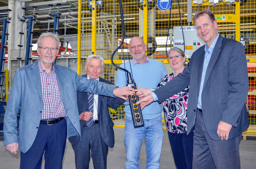 Neue Zusammenarbeit nach über 50 Jahren Geschäftspartnerschaft (v.l):Kurt Horn, Günter Weidemann, Robert Horn, Julia Geburzi-Horn, Sven Völlmer