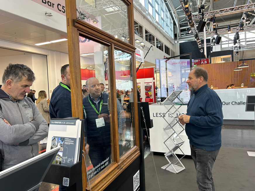 Viele Besucher kamen auf den Fineo Stand auf der BAU 2025
