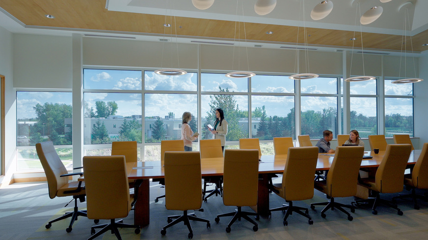 Und hier der Raum im getönten Zustand.