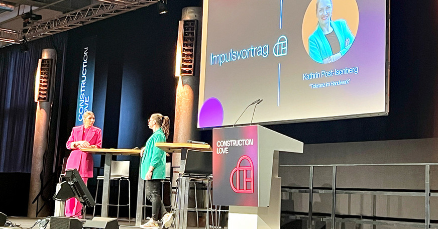 Ein Highlight war der Vortrag von Kathrin Post, die als Expertin für Architektur­kommunikation über erfolgreiche Strategien im digitalen Storytelling sprach.