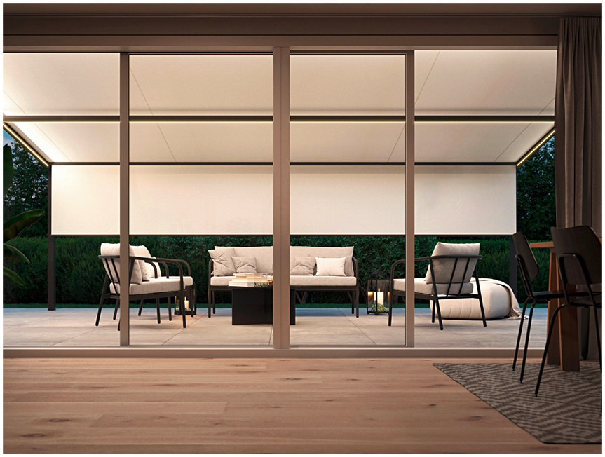 Die Unterglasmarkisen sorgen zudem mit optional integrierbarem LED-Leuchten für schöne Lichteffekte, die sogar farbig sein können.