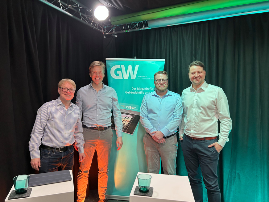 v.l.: Beim Thementag Digitalisierung diskutierten GW-Redakteur Matthias Rehberger und die Experten Georg Katzlinger-Söllradl, Sebastian Payrleitner und Felix Spangenberg, über neue Fertigungs- und Logistik-Prozesse.