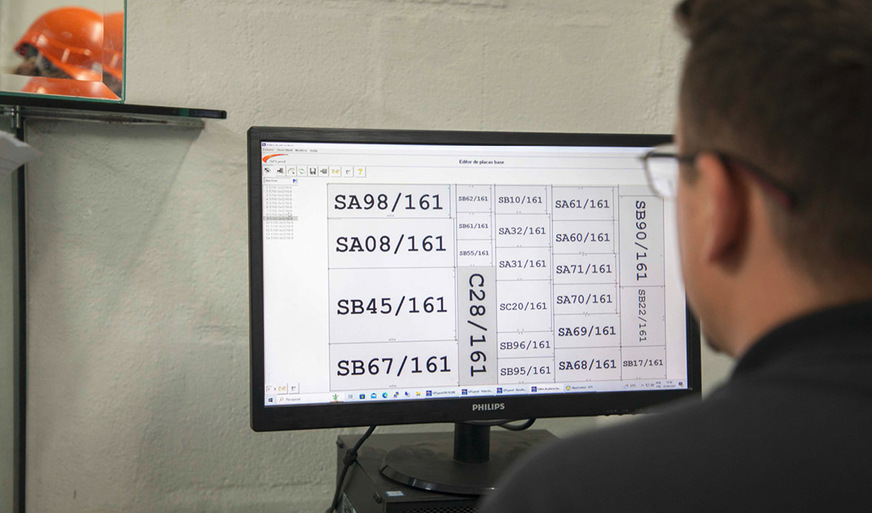 Die direkte Datenverbindung der Händler beschleunigt die Produktion deutlich.