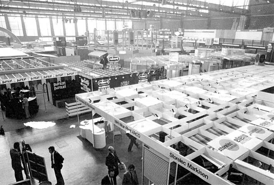 Auf der R 71 hatte sich die Ausstellerzahl auf 222 ­nahezu verdoppelt. Die 12 000 ­Besucher kamen aus 31 Ländern und fünf Kontinenten.