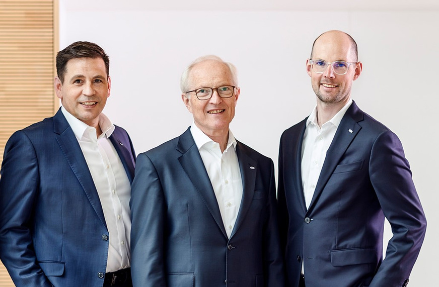 Die neue Geschäftsführung von Schmalz (v. l.): Andreas Beutel, Dr. Kurt Schmalz, Dr. Johannes Schmalz.