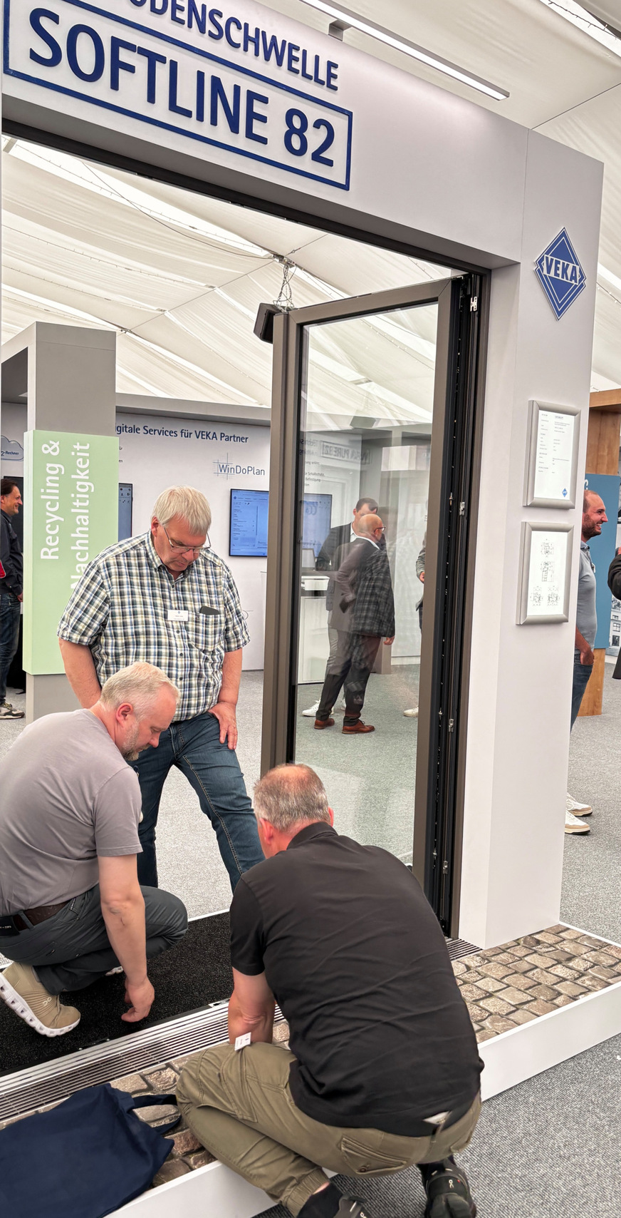 Auch der zunehmend relevante Aspekt der Barrierefreiheit stand auf der TEC-Tagung im Fokus. Neben einer Podiumsdiskussion wurde auch die neue Nullschwelle im Ausstellungsbereich gezeigt.