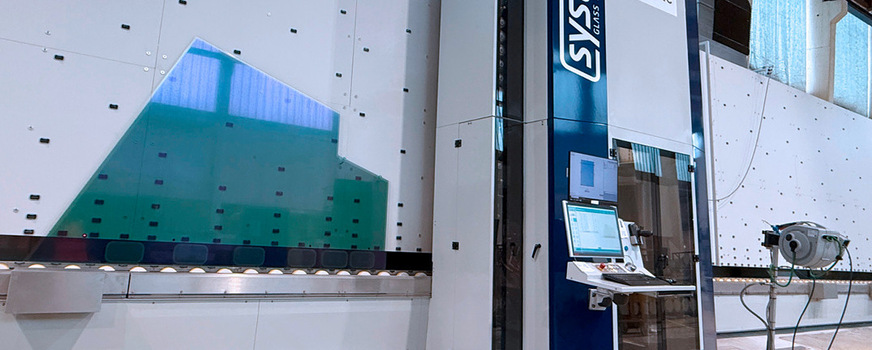 Bei Eckelt übernimmt die proHD die Bearbeitung anspruchsvoller Modelle und XL-Formate, d. h. bohren, schleifen und polieren, inkl. Eck- und Flächenausschnitte.