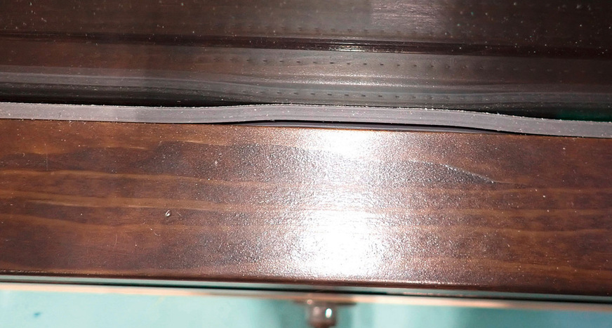 Abbildung 4: Abheben der Dichtungen bei Windsog