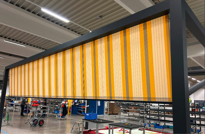 Nur Qube Move bietet im Markt in allen verfügbaren Größen ein durchgehendes Tuch ohne Spalt.