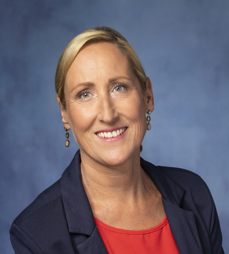 Rechtsanwältin Nina Harr ist in der Kanzlei SMNG mit dem Schwerpunkt Baurecht tätig und berät mittelständische Bauunternehmen bei Bauprojekten sowie rund um das Thema der CE-Kennzeichnung.