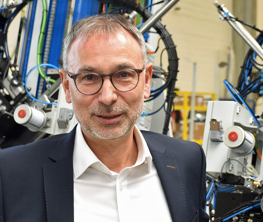 „Unsere Belegschaft ist die treibende Kraft hinter dem Erfolg von Stürtz. Viele unserer&nbsp;Mitarbeitenden begleiten das Unternehmen seit Jahren mit großem Engagement und technischer&nbsp;Expertise“, betont Geschäftsführer Jörg Breuer.