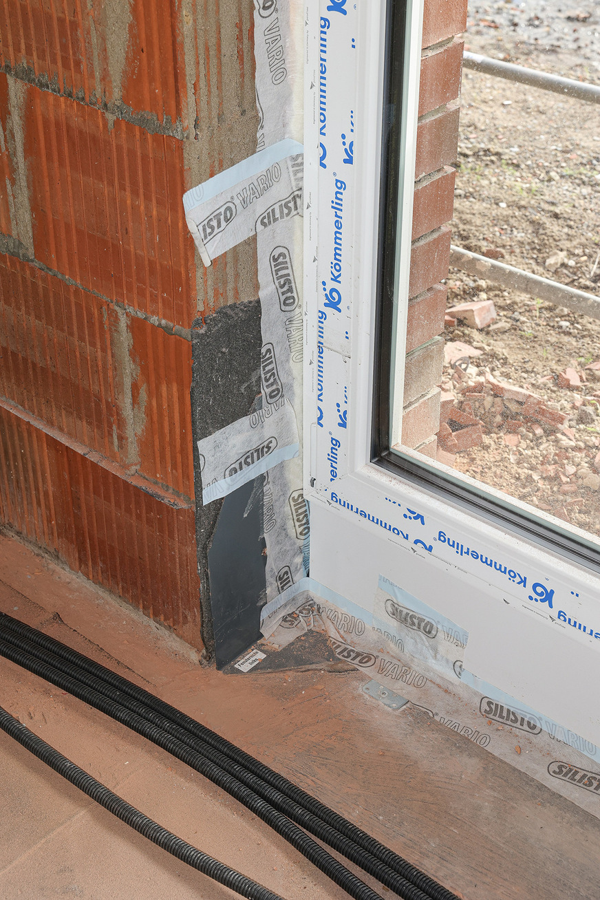 Fachgerechtes Anbringen der inneren Dampfsperre