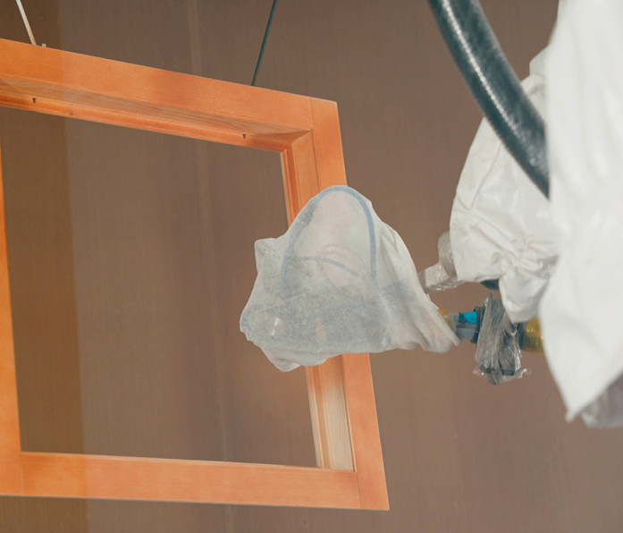 Mit der Spritzgrundierung kann der gesamte Beschichtungs­aufbau per ﻿Roboter realisiert werden.