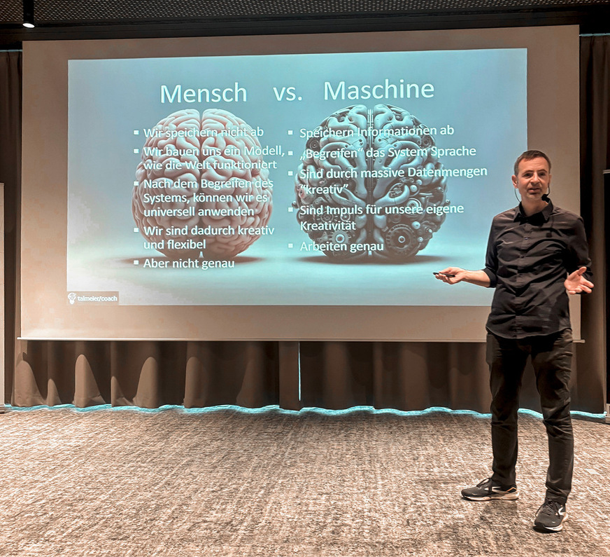 KI war diesmal eines der wichtigen Themen: KI‑Tools werden zunehmend in Arbeitsprozesse integriert, doch deren Ergebnisse bedürfen intensiver Kontrolle.