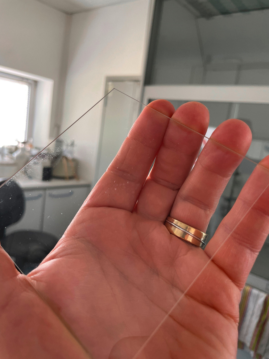 Von der ReViSalt GmbH chemisch gehärtetes Flachglas 1mm dick