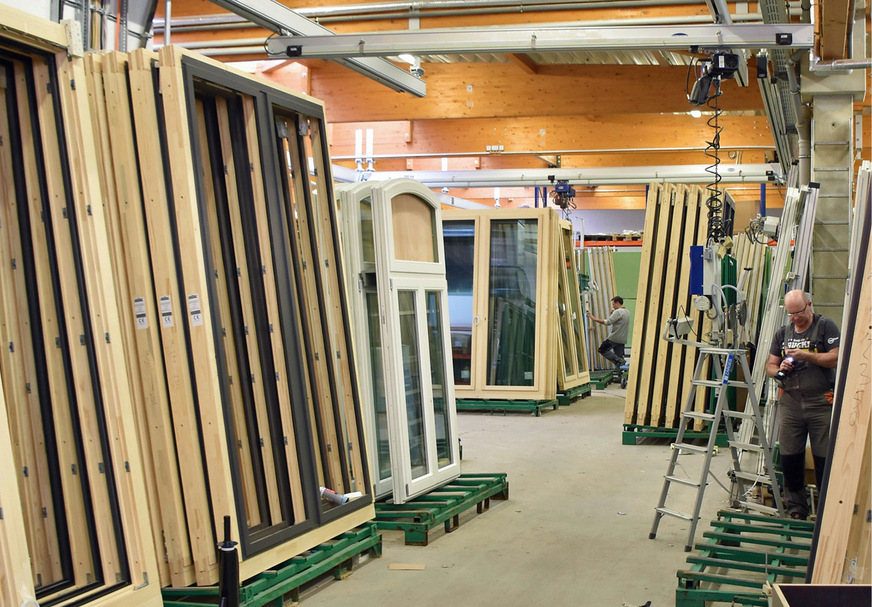 Eng geht es zu bei Müller Fenster und Fassaden am Standort Essen. Die Enge macht aber auch ­erfinderisch.