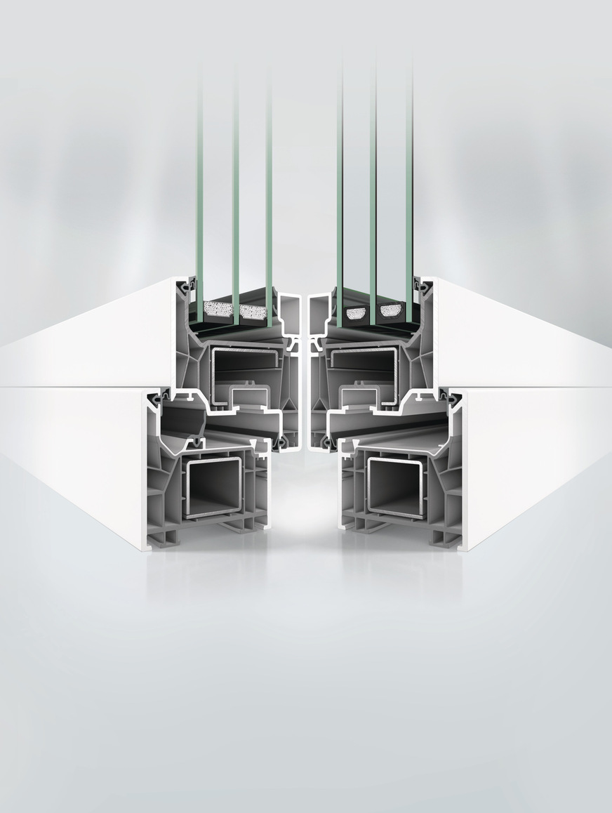 Das Twin-System Schüco FocusIng wird aus einer nachhaltigen, ressourcenoptimierten Kunststoff-Rezeptur mit Recyclinganteil im Inneren von bis zu 50 Prozent hergestellt und ist optional aus bio-attribuiertem PVC erhältlich. Mit optional wählbaren zwei oder drei Dichtebenen erfüllt es individuelle Anforderungen an Wärmedämmung, Schallschutz und Winddichtigkeit.