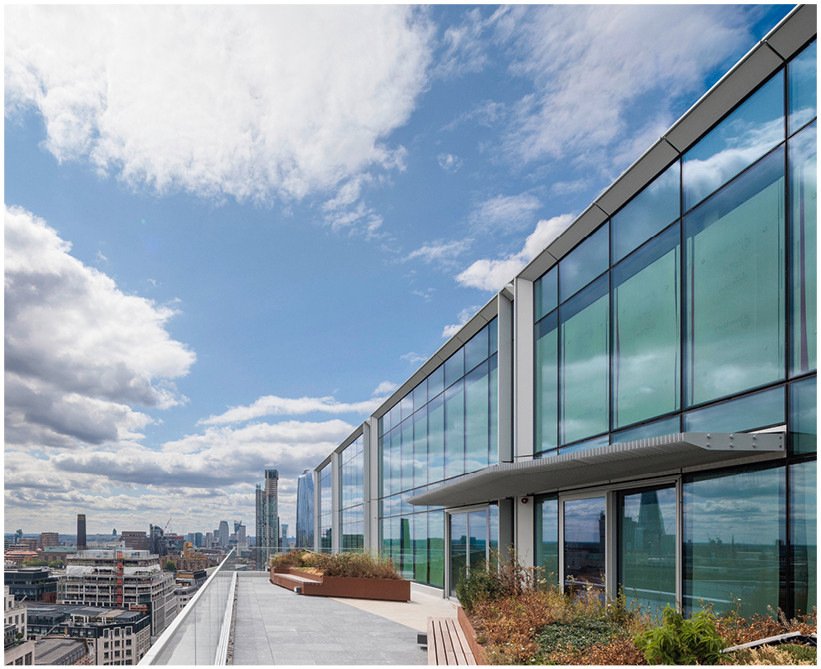 Die abgestufte Architektur von Stonecutter Court bildet ­attraktive Dachterrassen mit tollem Ausblick über die City.
