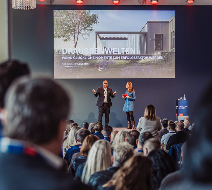 Die Begrüßung erfolgte durch den CEO Tim Füldner