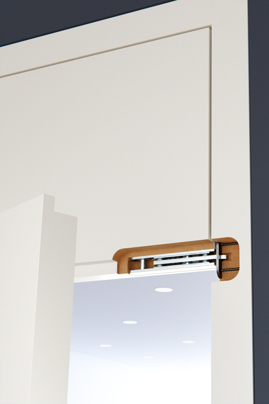 Neben einem herkömmlichen Blendenhalter mit vernickelter Oberfläche ergänzt ein dreidimensional justierbarer Blendenhalter aus massivem Stahl das Sortiment von Basys.