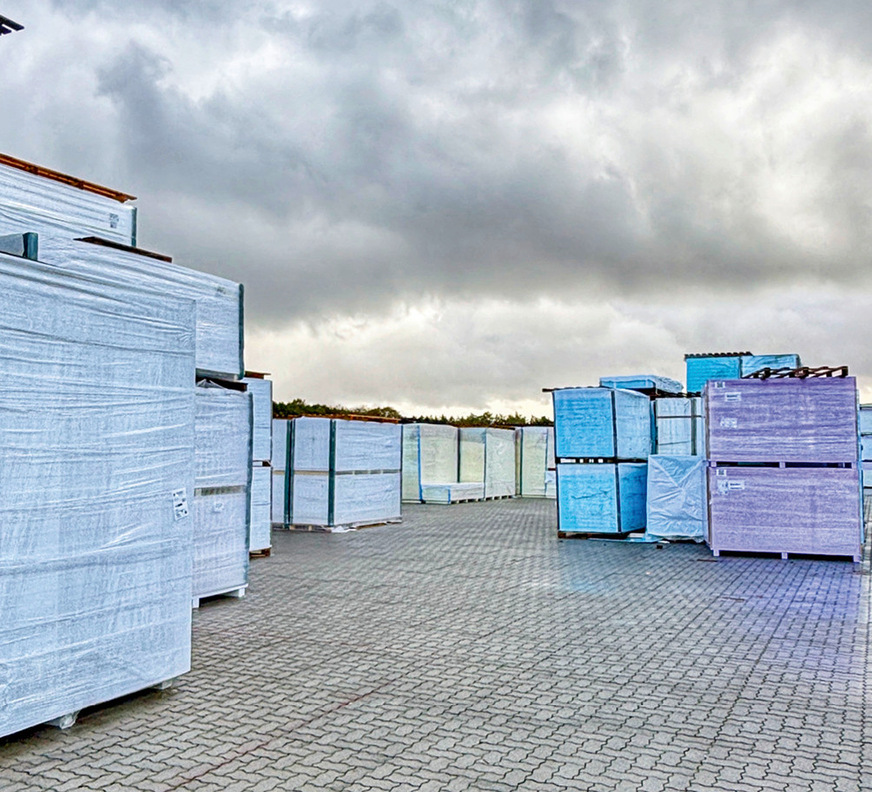 Das Werk in Hammah verfügt über große Lagerflächen.