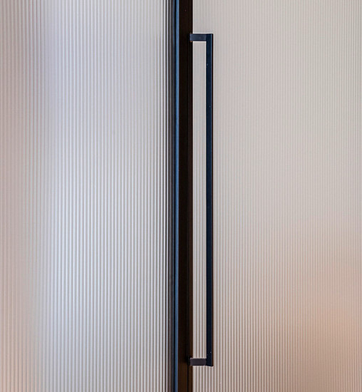 Das Glas mit seinen drei Varianten gibt es in den Stärken 4 und 6 mm.