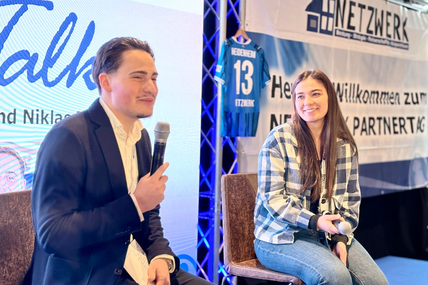 Niklas Frey im Talk mit der Netzwerk-Botschafterin Mara Pischl.