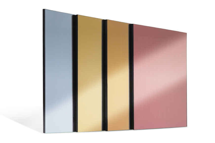 Die neuen farbigen Magnetron-Beschichtungen „ipasolar“ von AGC Interpane Architectural Glass bieten Architekten und Modulherstellern mehr Gestaltungsfreiheit für moderne BIPV-Fassaden. Das Bild zeigt die Standardfarben Silber, Gold, Bronze und Rot.