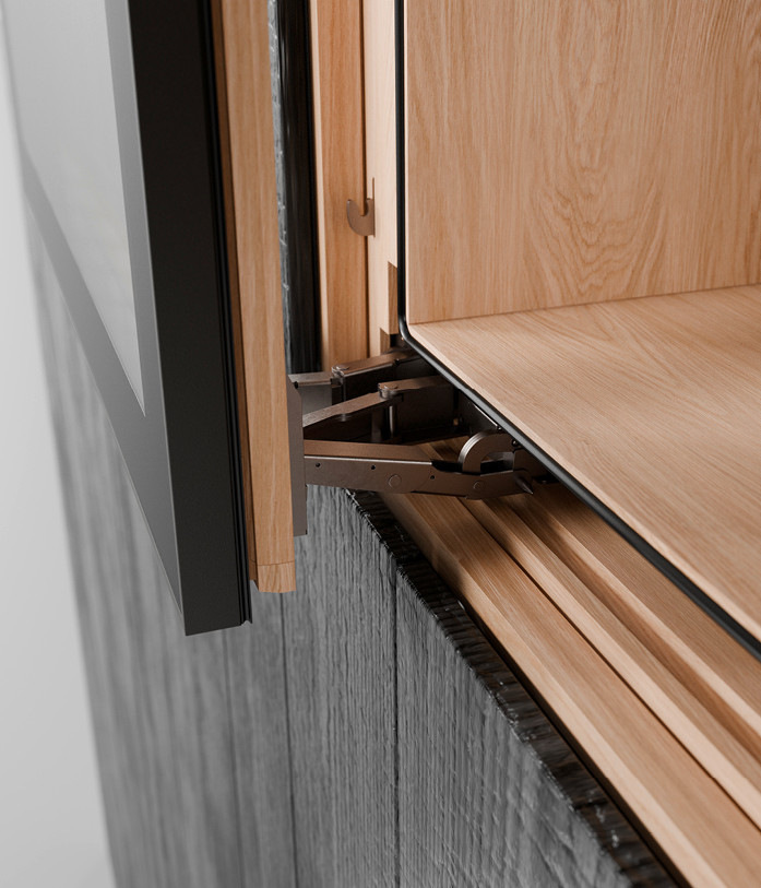 Das elektrische Ausstellen ermöglicht automatisiertes Lüften, während das manuelle Verschieben im ausgestellten Zustand eine vollständige Öffnung erlaubt