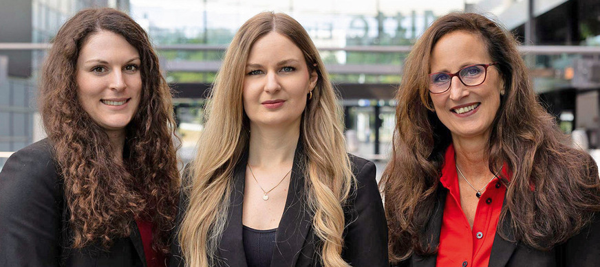 Das Frontale-Leitungsteam (v. r.): Elke Harreiß, Abteilungsleitung, Ramona Wißmüller, Marketingleitung und ­Chiara Sträßner, Veranstaltungsleitung.