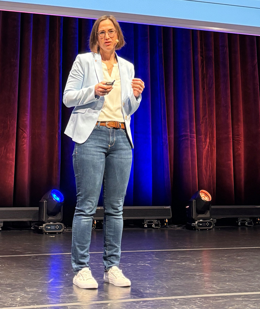 Am zweiten Kongresstag analysierten Karin Hauer und Martin Wieser von der Holzforschung Austria typische Schadensfälle.