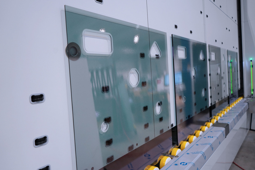 Randentschichtung mit dem systron proMD Bearbeitungszentrum.