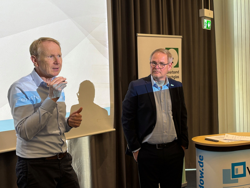 Martin Langen (l.) gibt einen Überblick über die Marktsituation in Deutschland