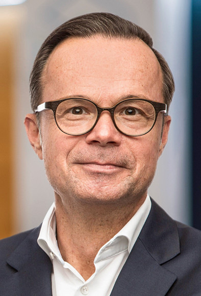 Oliver Lehnert, Maco Executive Vice President ­Sa﻿les West